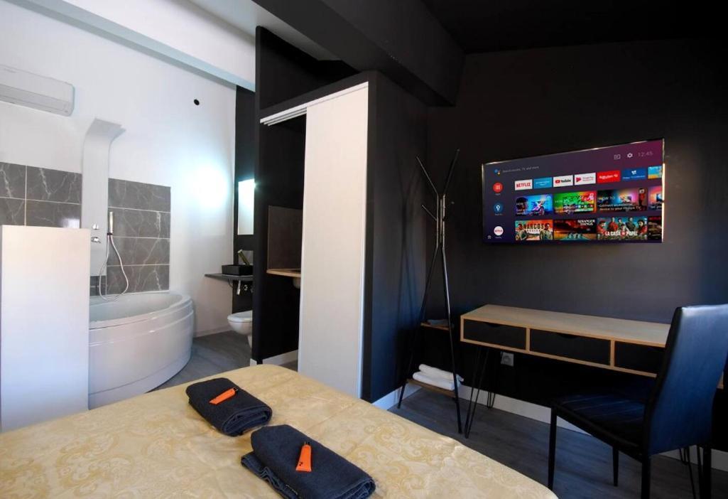 Charmant Studio Baignoire Narbonne Ngoại thất bức ảnh